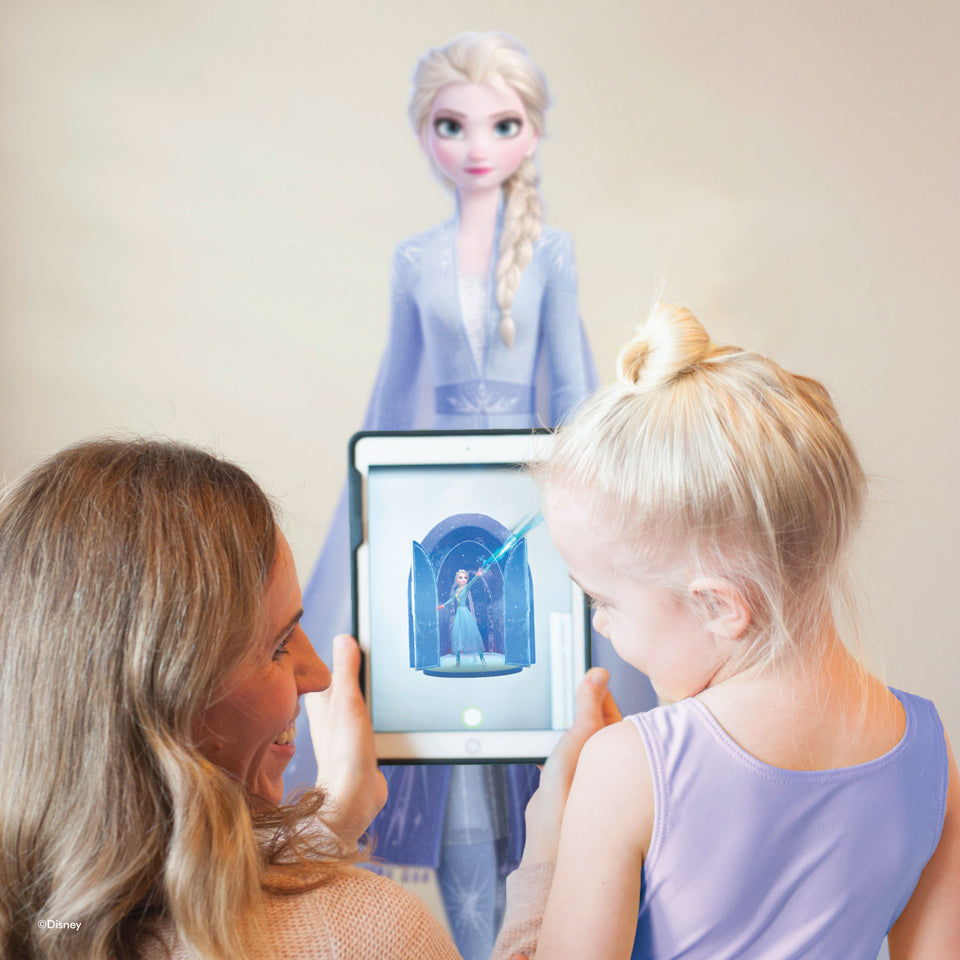  Wall Palz Disney Frozen 2 Wall Decals - Elsa Frozen Wall Decal  with 3D Augmented Reality Interaction - Frozen Bedroom Decor for Girls :  Tools & Home Improvement